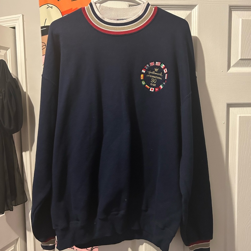 Vintage International Hallmark Crewneck